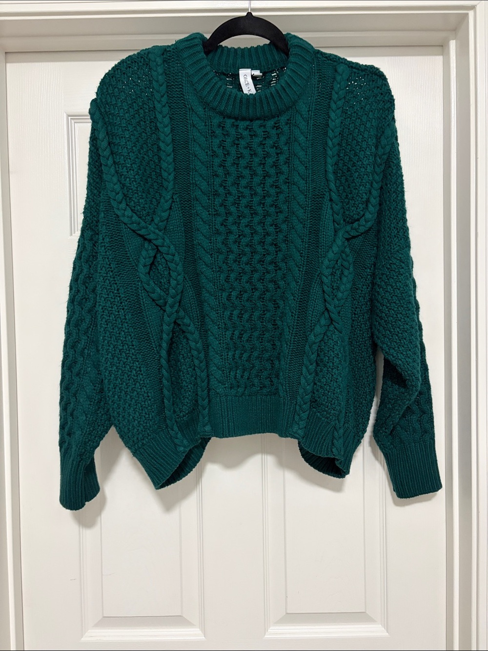 Grace+Karma Chunky Cable Knit Crop Sweater in Emerald Green Size Large